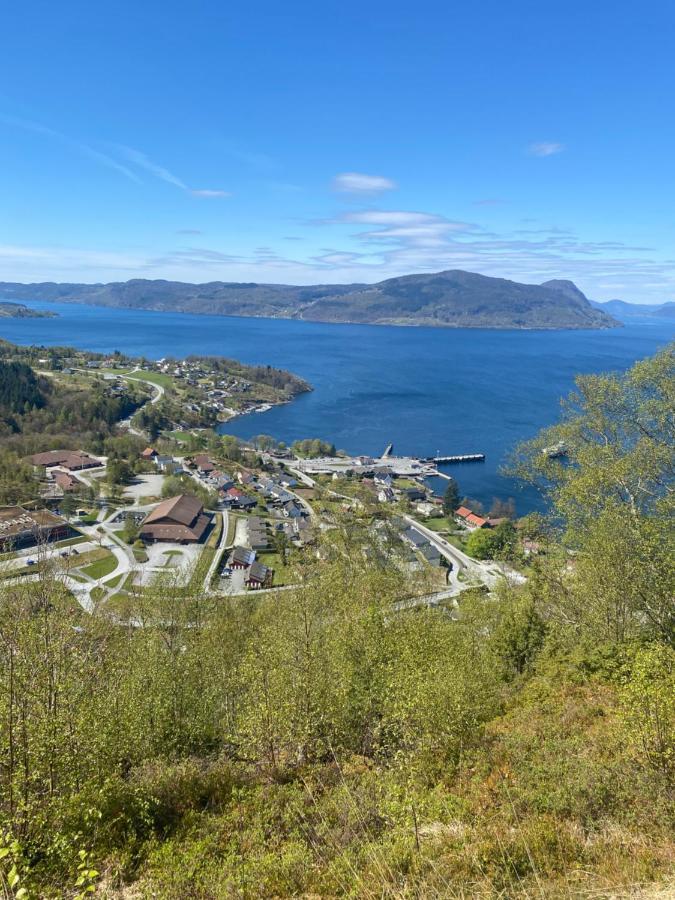 Puntsnes Apartmen Lägenhet Hjelmeland Exteriör bild